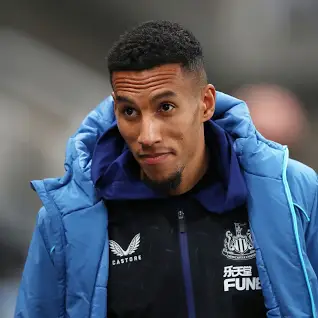 Newcastle United Set to Offload Isaac Hayden Amid QPR Loan Success