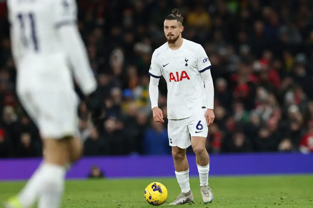 Tottenham Hotspur’s Radu Dragusin: Rising to the Occasion